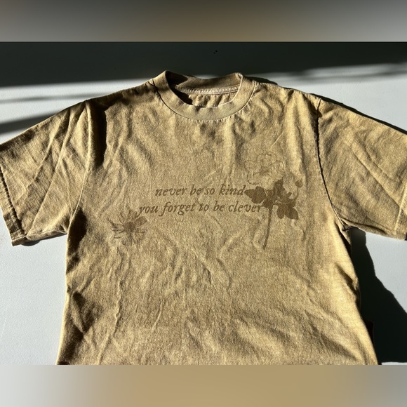 🤎Taylor Swift🤎 Majorie T-shirt Evermore Album size small - Picture 1 of 5
